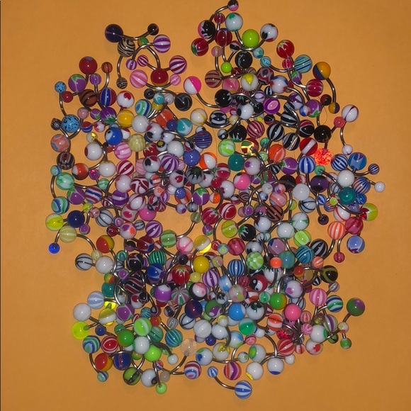 Lot of belly button rings unknown material - Picture 1 of 3